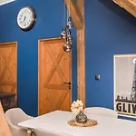 Apartamento Uroczy *